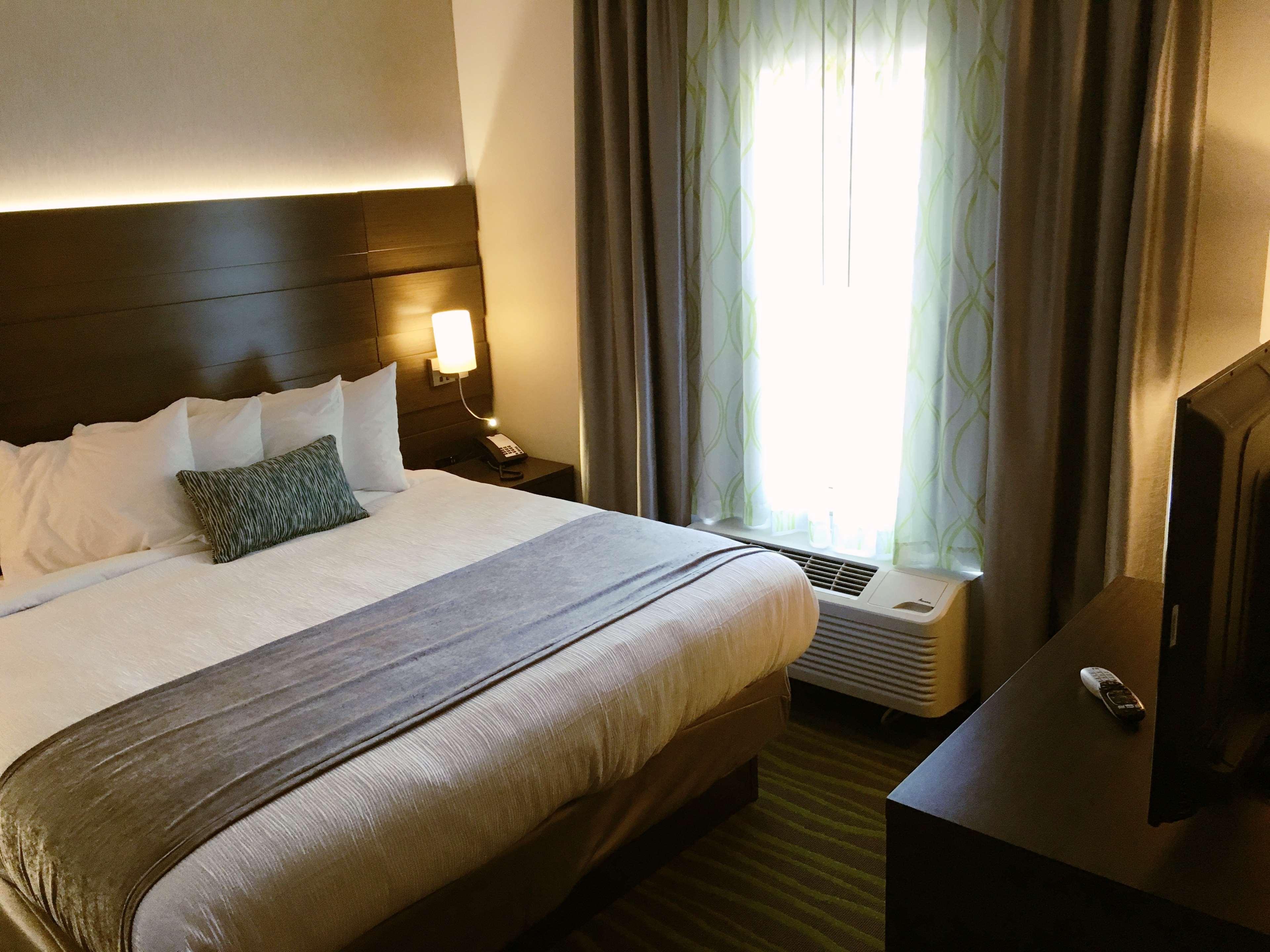Best Western Plus Prien Lake Hotel & Suites - Lake Charles Exterior foto
